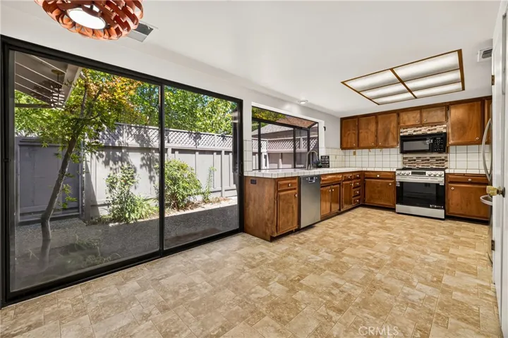 28 Pebblewood Pines, Chico, California 95926