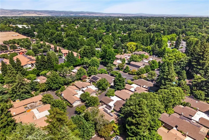 28 Pebblewood Pines, Chico, California 95926