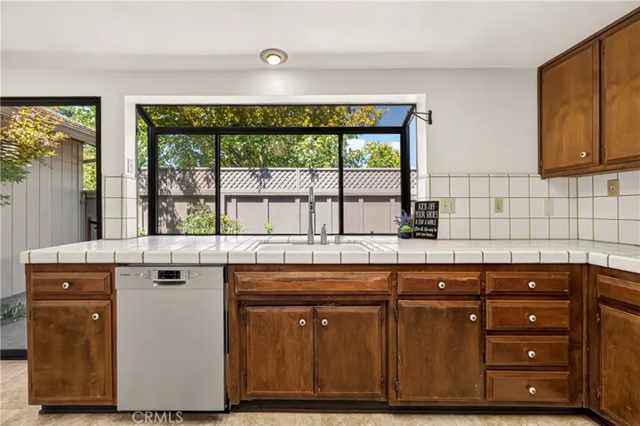 28 Pebblewood Pines, Chico, California 95926