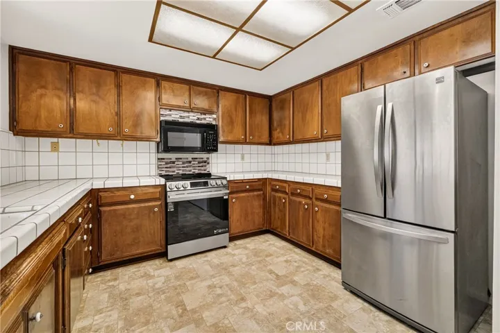 28 Pebblewood Pines, Chico, California 95926