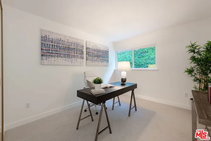 17158 Clemons Drive, Encino, California 91436