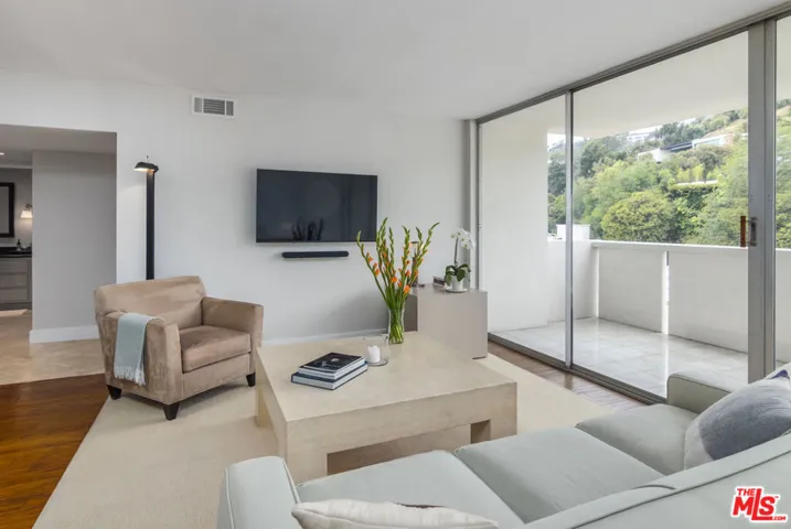 8787 Shoreham Drive 903, West Hollywood, California 90069