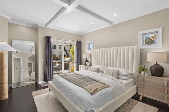 423 Poppy, Corona Del Mar, California 92625