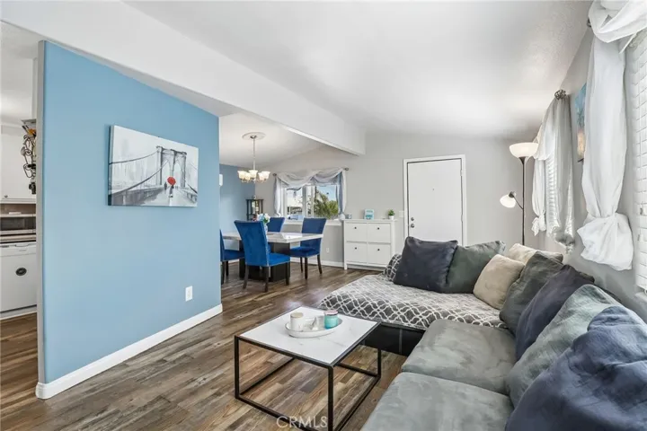 7652 Garfield, Huntington Beach, California 92648