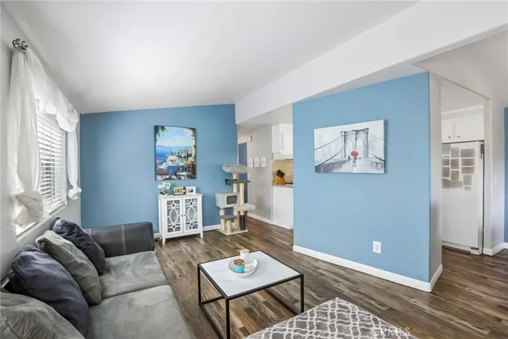7652 Garfield, Huntington Beach, California 92648