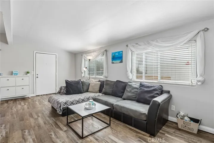 7652 Garfield, Huntington Beach, California 92648