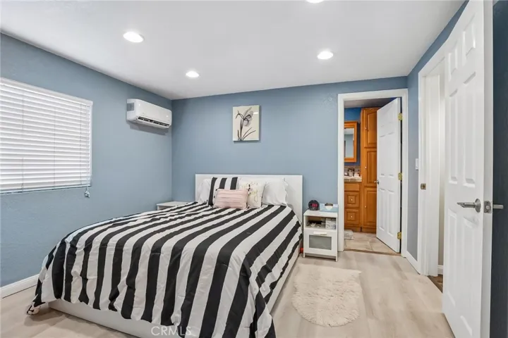 7652 Garfield, Huntington Beach, California 92648