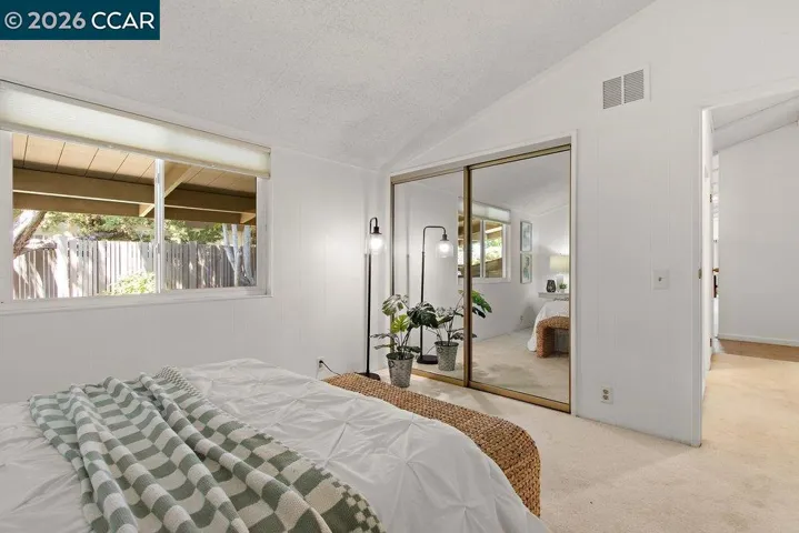 1201 Monument Blvd, Concord, California 94520