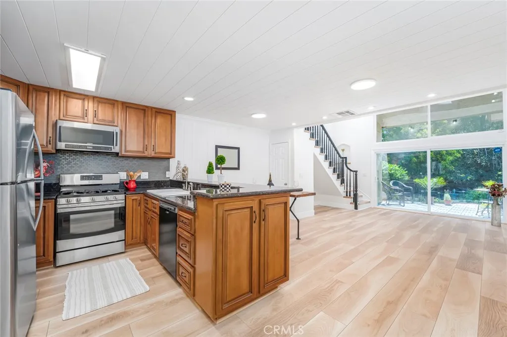 4900 #77 E Chapman, Orange, California 92869 — photo 4