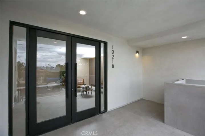 10218 Fernglen 101, Tujunga, California 91042