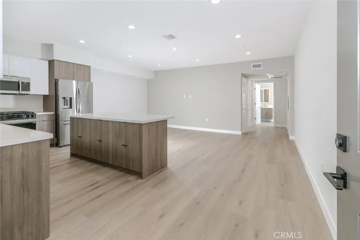 10218 Fernglen 101, Tujunga, California 91042