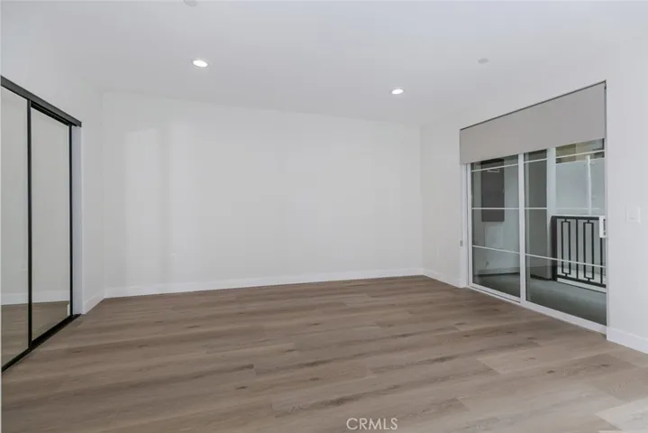 10218 Fernglen 101, Tujunga, California 91042