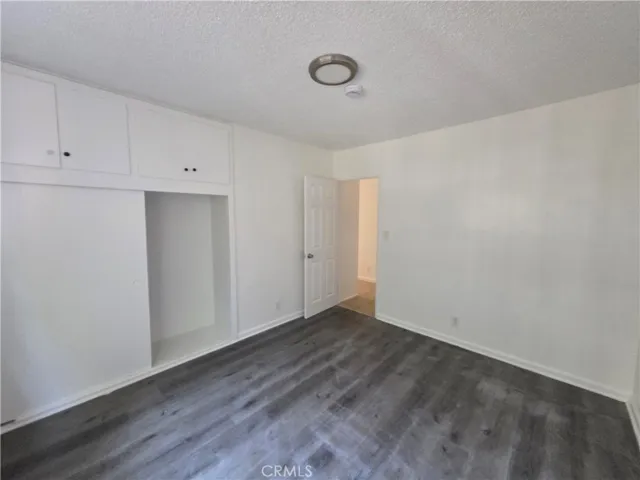 2672 S Redondo, Los Angeles, California 90016