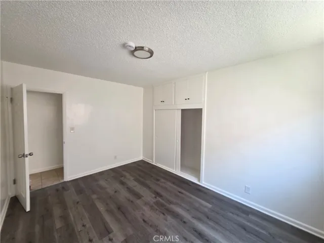2672 S Redondo, Los Angeles, California 90016