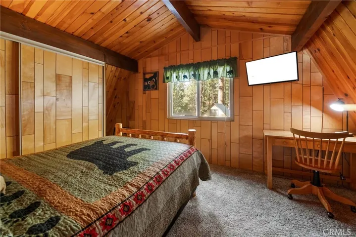 42674 Cedar, Big Bear Lake, California 92315