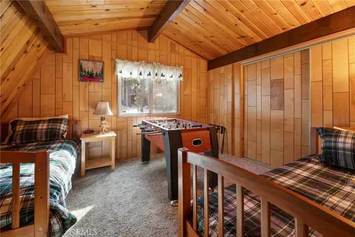 42674 Cedar, Big Bear Lake, California 92315