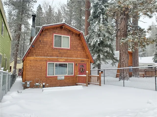 42674 Cedar, Big Bear Lake, California 92315