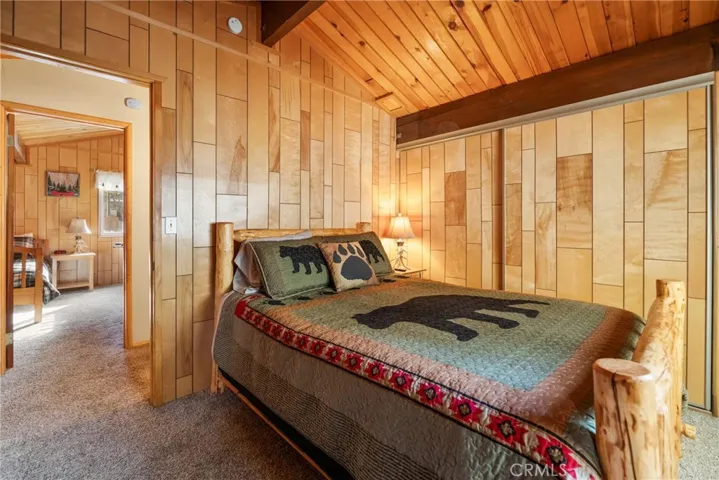 42674 Cedar, Big Bear Lake, California 92315