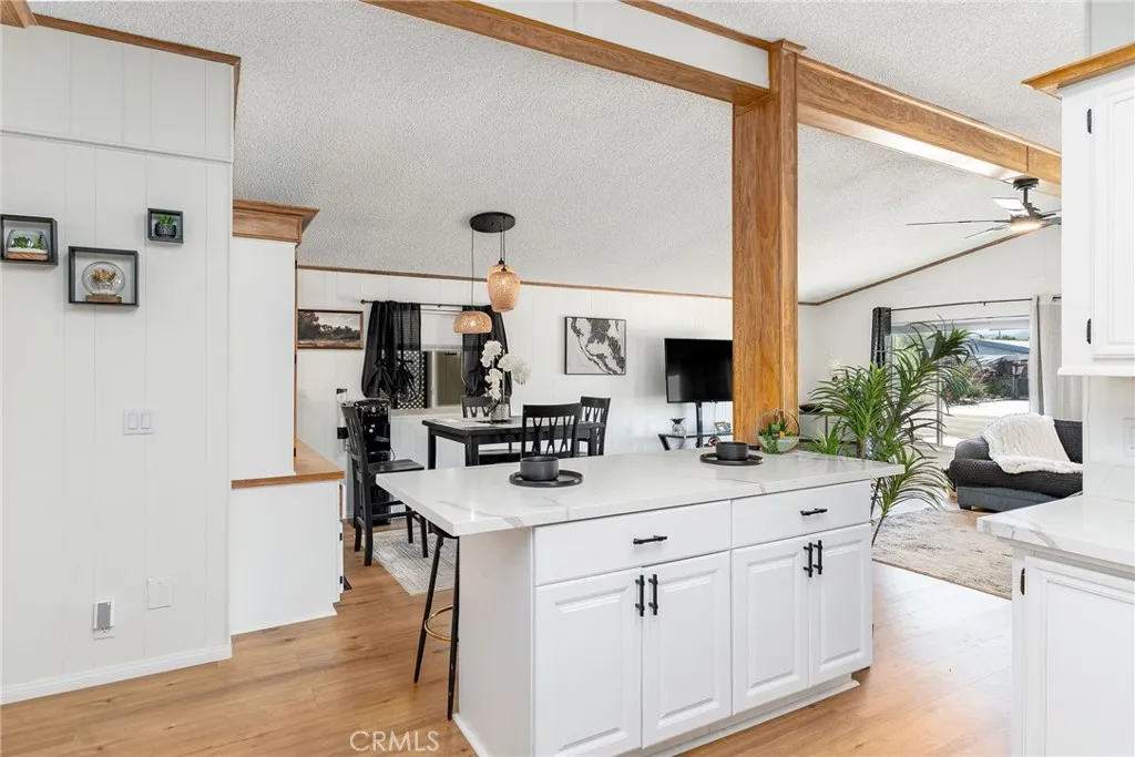 43560 Holder, Hemet, California 92544 — photo 4