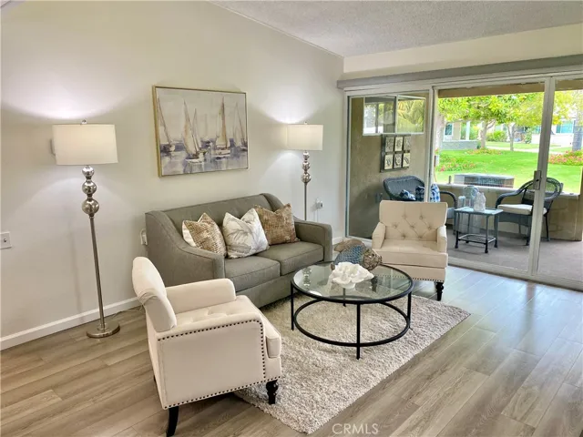 1701 Tam Oshanter Rd M12-11d, Seal Beach, California 90740