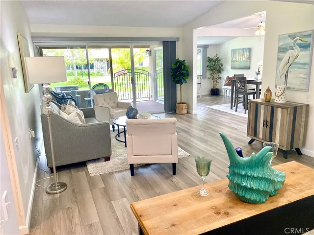 1701 Tam Oshanter Rd M12-11d, Seal Beach, California 90740