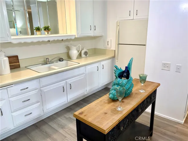 1701 Tam Oshanter Rd M12-11d, Seal Beach, California 90740