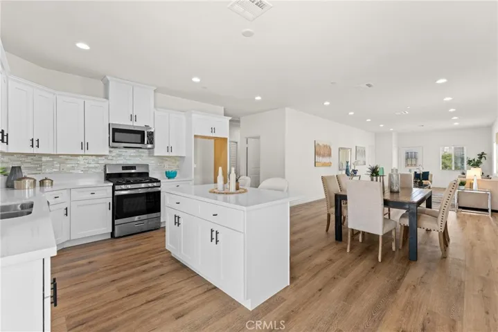 16277 Puesta Del Sol, Victorville, California 92394