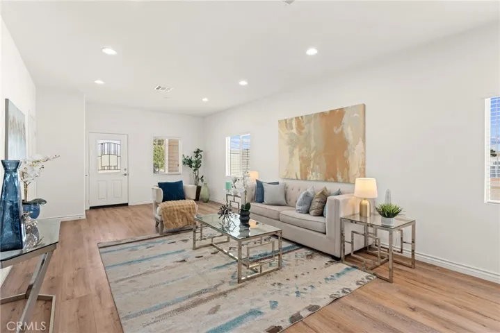 16277 Puesta Del Sol, Victorville, California 92394