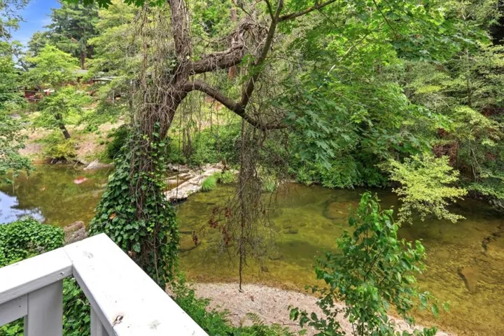 265 Brown Gables Road 32, Ben Lomond, California 95005