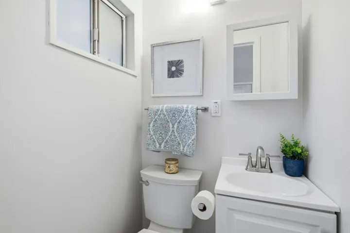 265 Brown Gables Road 32, Ben Lomond, California 95005