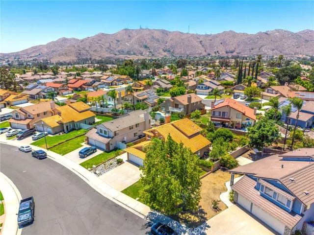 10045 Rock Hl, Moreno Valley, California 92557