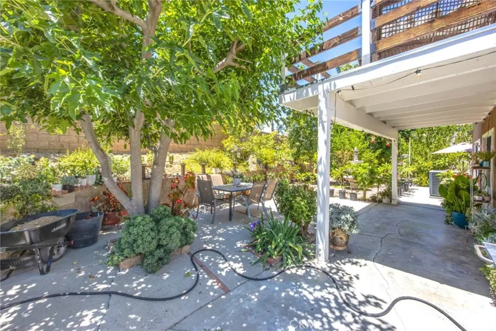 10045 Rock Hl, Moreno Valley, California 92557