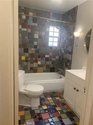 Full bathroom