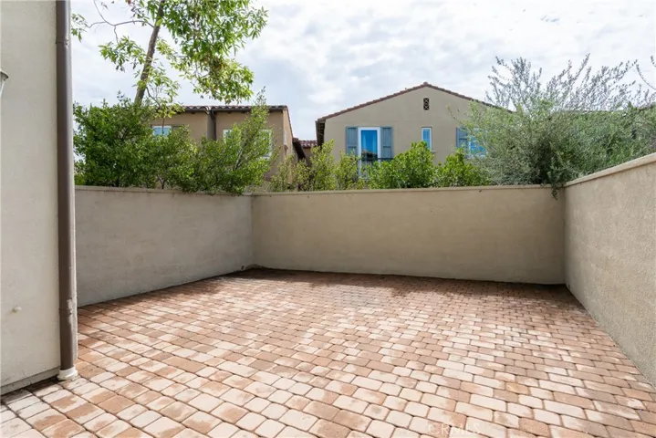 20328 Paseo Las Olivas, Porter Ranch, California 91326