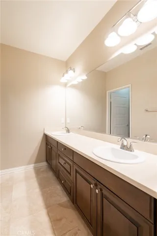 20328 Paseo Las Olivas, Porter Ranch, California 91326