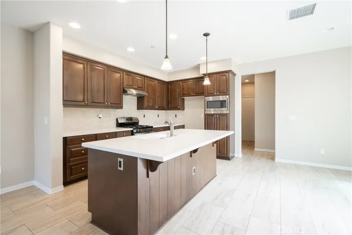 20328 Paseo Las Olivas, Porter Ranch, California 91326