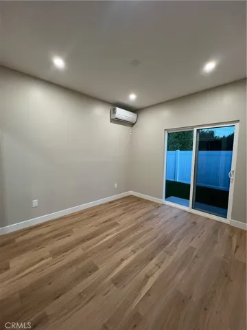 BEDROOM #1