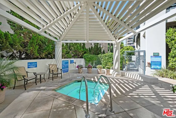 10724 Wilshire Boulevard 1001, Los Angeles, California 90024