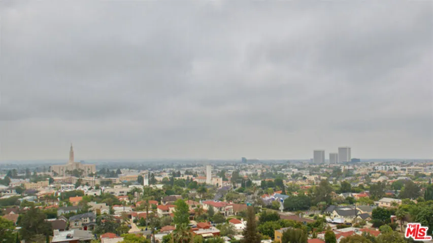 10724 Wilshire Boulevard 1001, Los Angeles, California 90024
