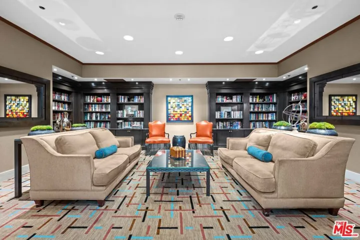 10724 Wilshire Boulevard 1001, Los Angeles, California 90024