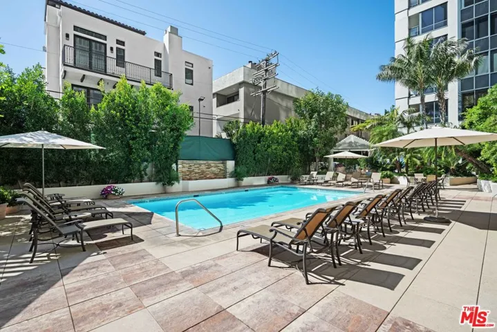 10724 Wilshire Boulevard 1001, Los Angeles, California 90024