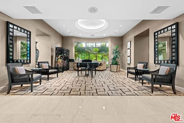 10724 Wilshire Boulevard 1001, Los Angeles, California 90024