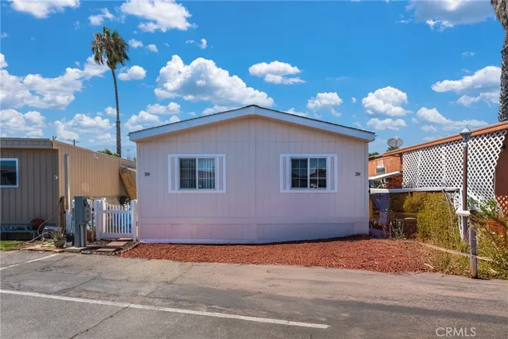 8221 Ilex Street 39, Fontana, California 92335