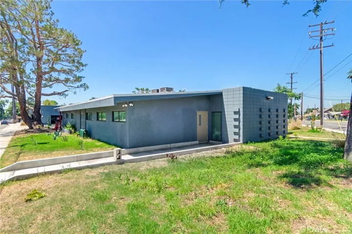 1269 N Park, Pomona, California 91768