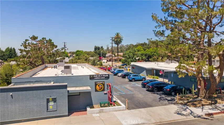 1269 N Park, Pomona, California 91768