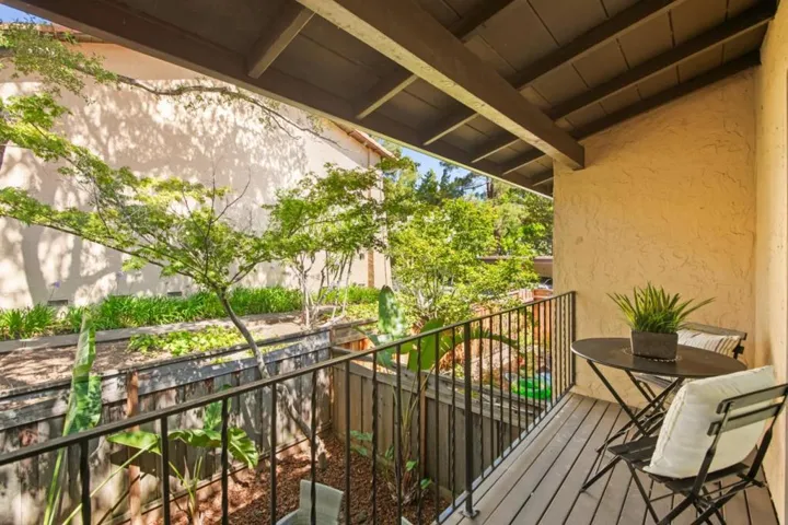 18400 Overlook Road 13, Los Gatos, California 95030