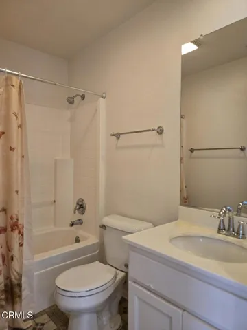UPSTAIRS GUEST BATHROOM