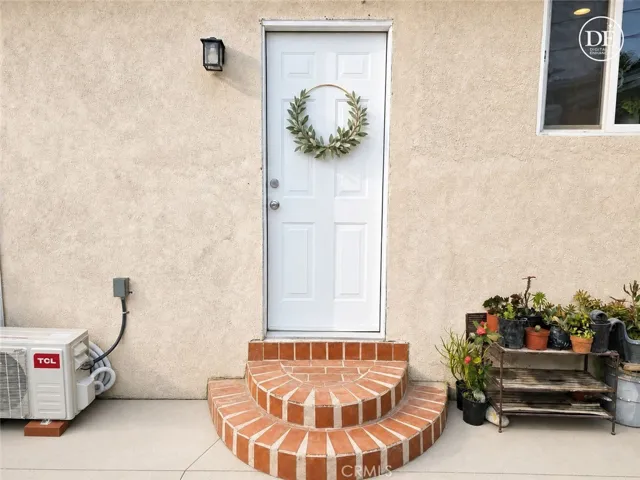 8056 Alder Avenue B, Fontana, California 92336