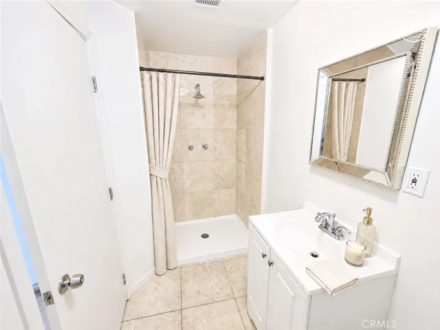 8056 Alder Avenue B, Fontana, California 92336