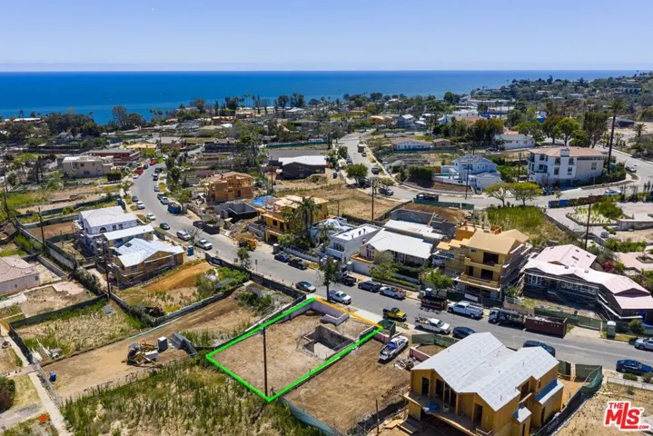 16722 Bollinger Drive, Pacific Palisades, California 90272
